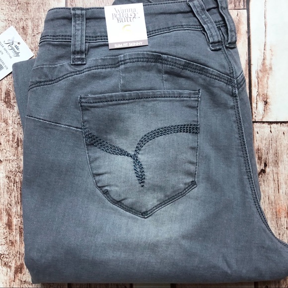 ❗️Last 1! Size 8 Wanna Better Butt Light Grey jean - Picture 6 of 8